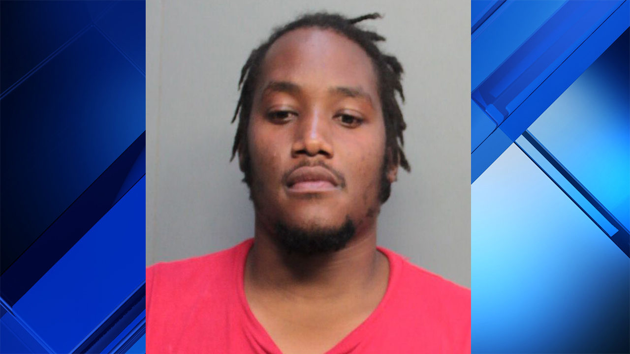 Hombre de Miami fue arrestado por tener cautivos y sin alimentos a más de 30 perros