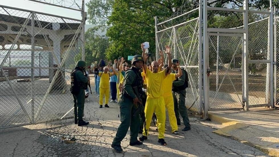 Desalojan peligrosa prisión de Venezuela: había un túnel, un zoo y hasta ‘night club’