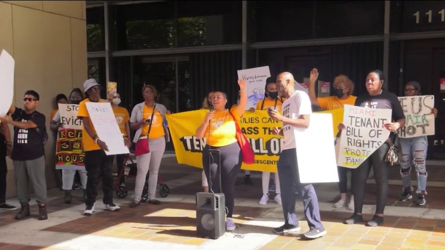 En Florida el incremento de viviendas y alquileres desatan protestas