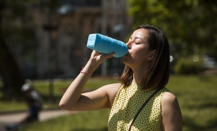 Desconcertante dato te quitará las ganas de reutilizar las botellas de agua