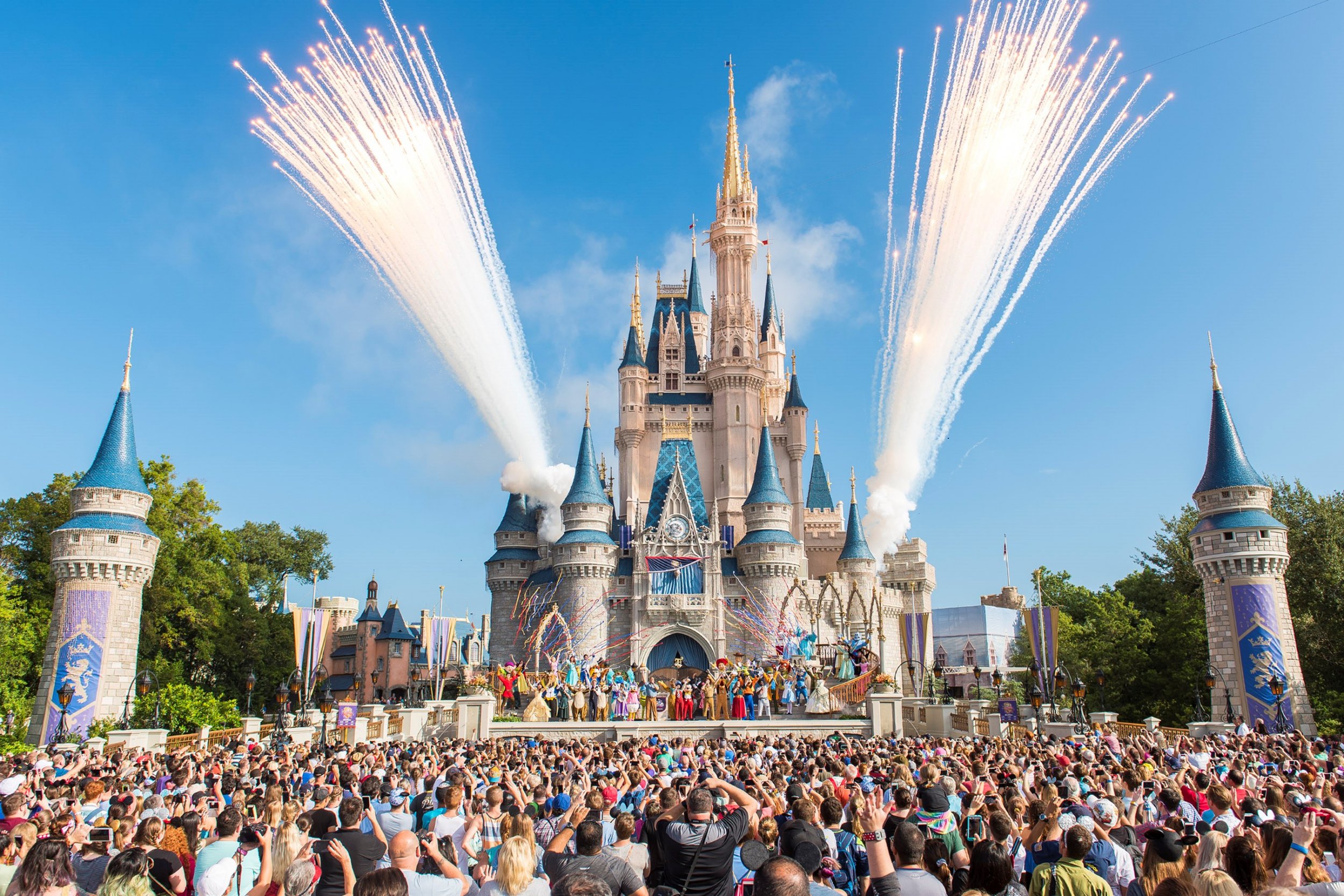 Disney World reabrirá sus parques esta semana