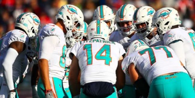 Los Dolphins de Miami realizaron su primer partido en casa bajo estrictas normas de seguridad