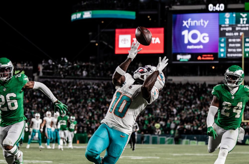 Miami Dolphins cae ante los Eagles pese a una defensiva histórica