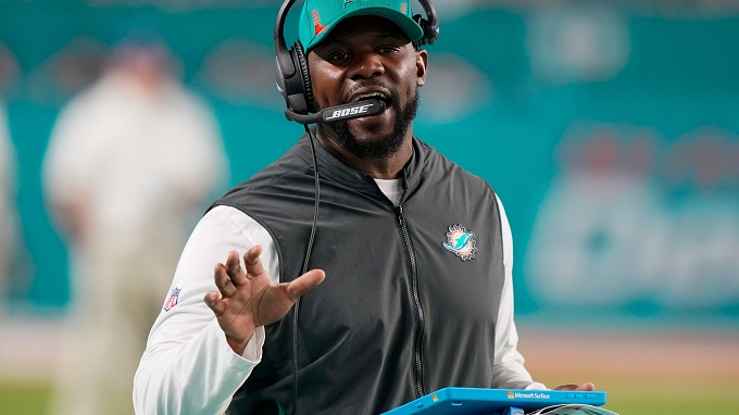 Miami Dolphins tendrá una segunda ronda de entrevistas para el cargo de entrenador en jefe