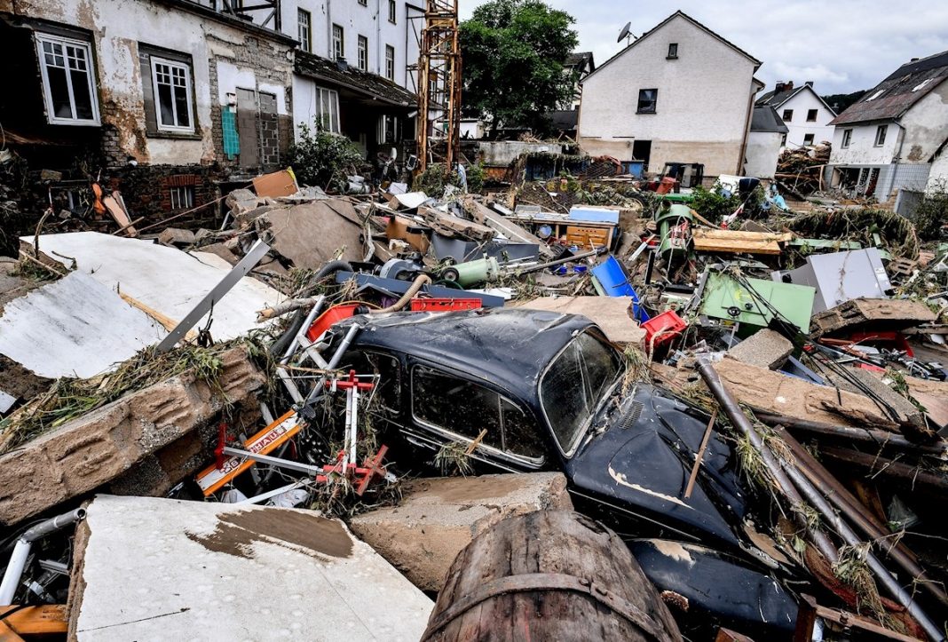 Inundaciones al oeste de Alemania han dejado 42 fallecidos y decenas de desaparecidos