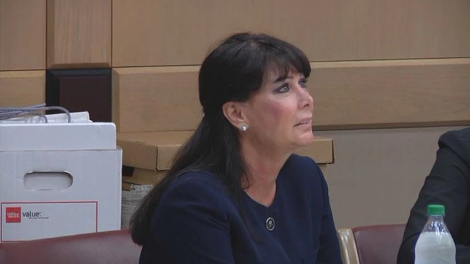 La ex alcaldesa de Hallandale Beach, Joy Cooper es declarada inocente de todos los cargos