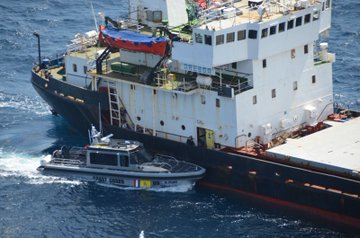Detienen en Aruba un barco procedente de Venezuela con mil kilos de droga (fotos)