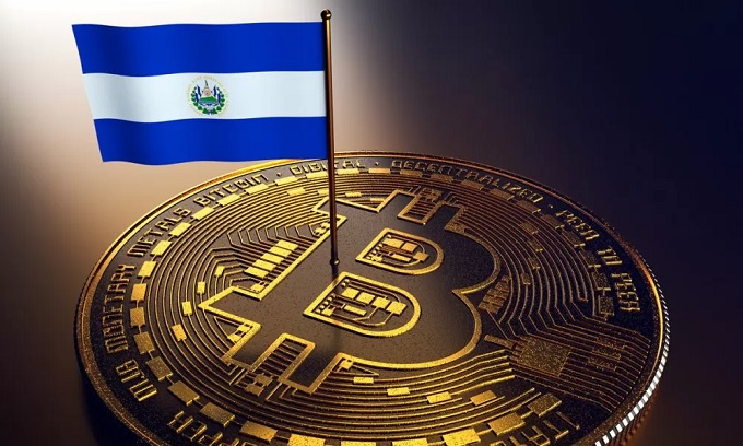 Caída del Bitcoin perjudicaría  severamente la economía de El Salvador