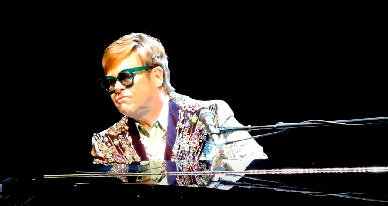 ¡Por culpa de la pandemia! Cantante Elton John pierde millones de dólares al suspender su gira de despedida