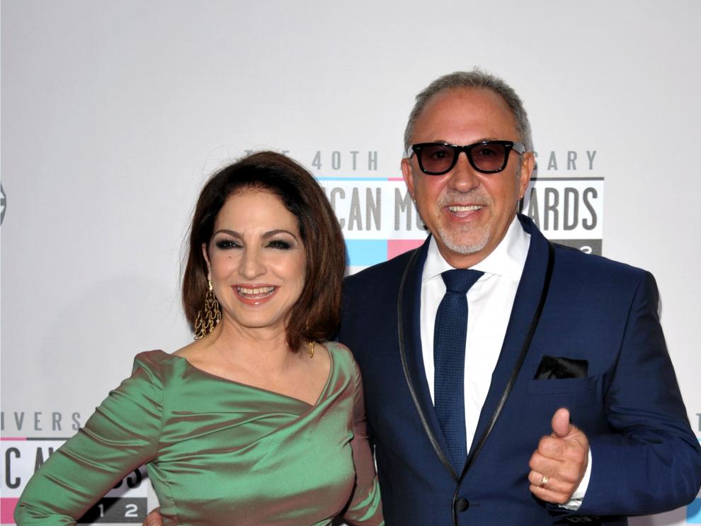 Mira el nuevo mural en homenaje a Emilio y Gloria Estefan en La Pequeña Habana