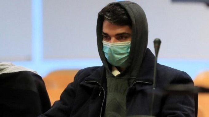 En España es juzgado un joven por descuartizar a su madre