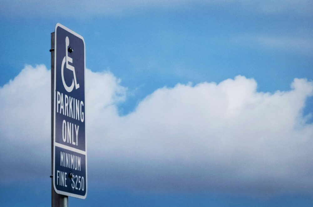 Fraude en estacionamientos para discapacitados: Miami-Dade anuncia sanciones severas