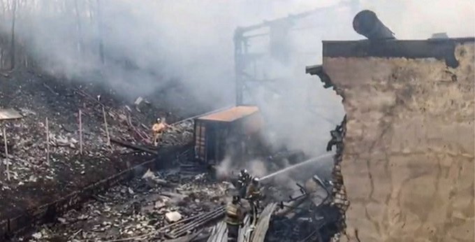 Explosión en una fábrica de pólvora en Rusia deja 15 muertos