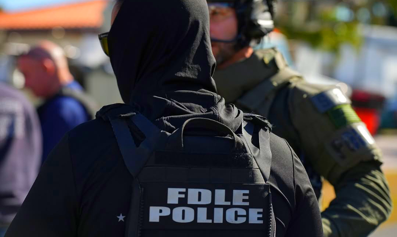 Arrestan a ocho personas relacionadas con red de pornografía infantil en Florida