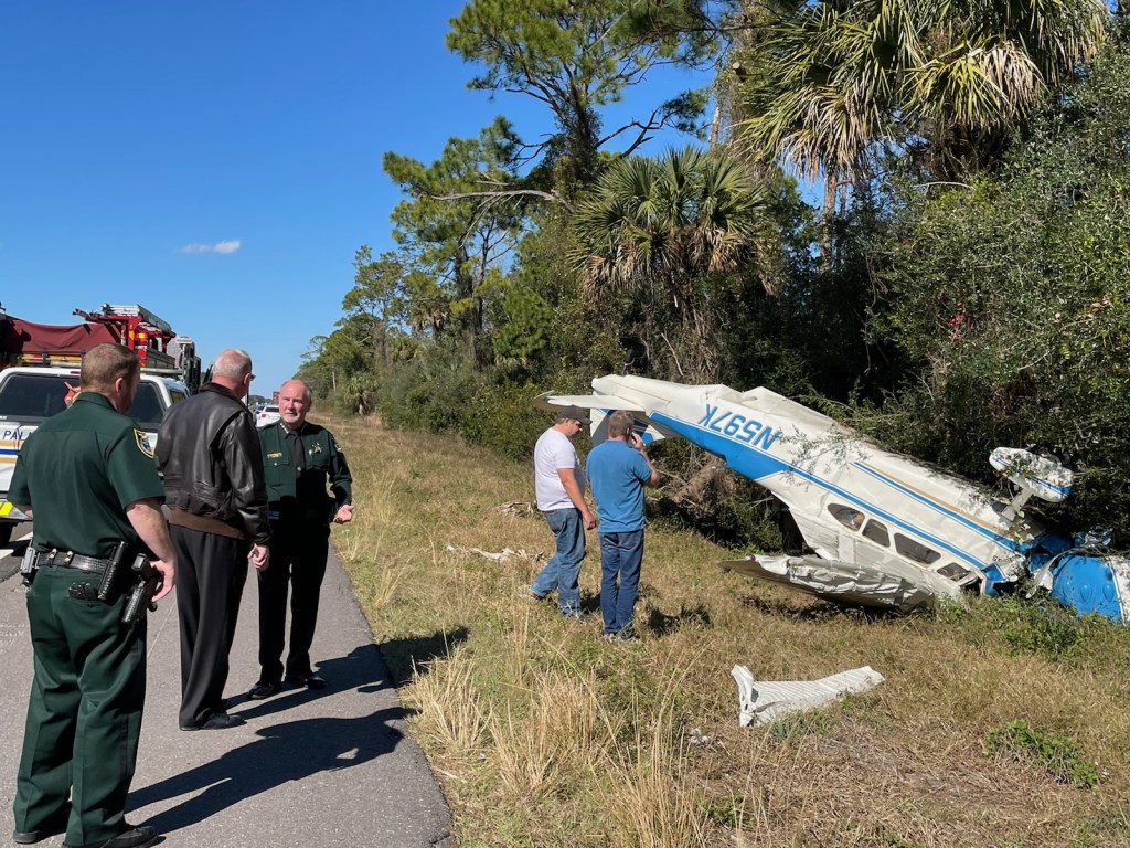 Avioneta se estrelló y deja dos heridos