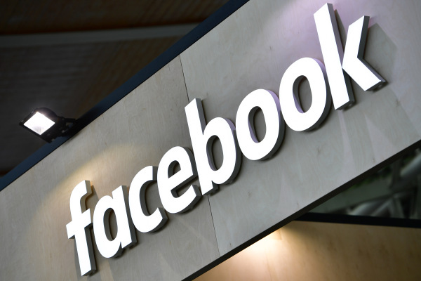 Facebook lanzará videos musicales con licencia oficial