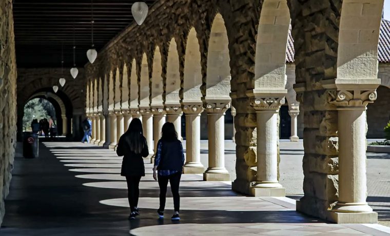 Stanford se disculpa por limitar ingreso de estudiantes judíos en los años 50