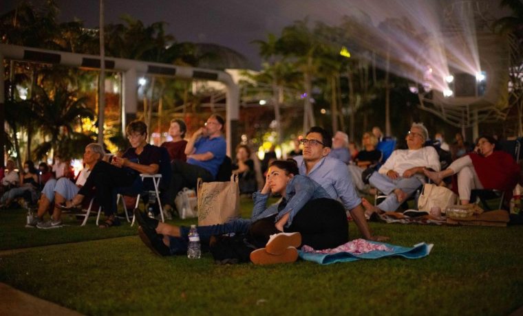 Miami Beach proyectará películas gratis en SoundScape Park todo diciembre