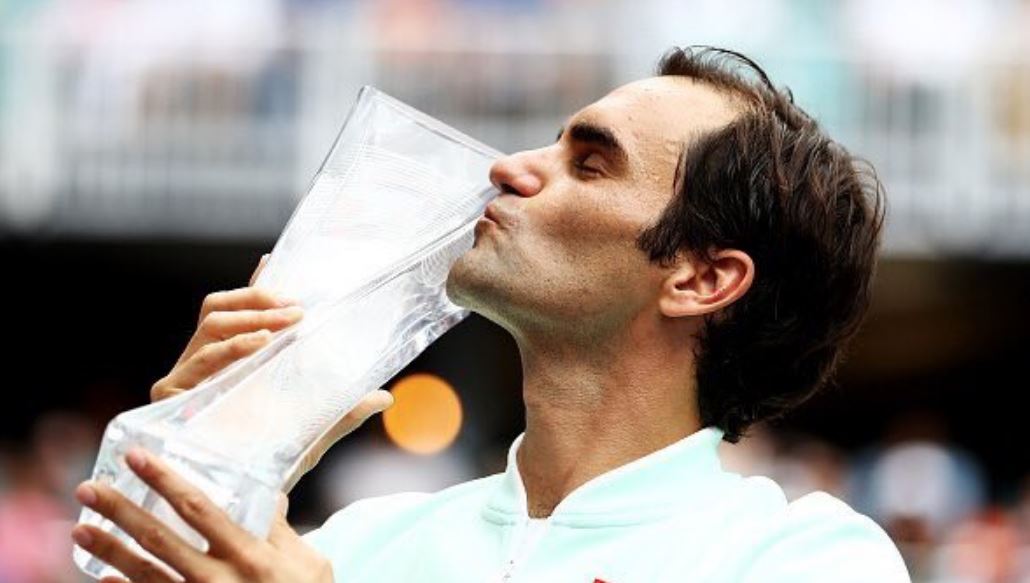 ¡Federer mítico! El suizo sumó en Miami el segundo título del año