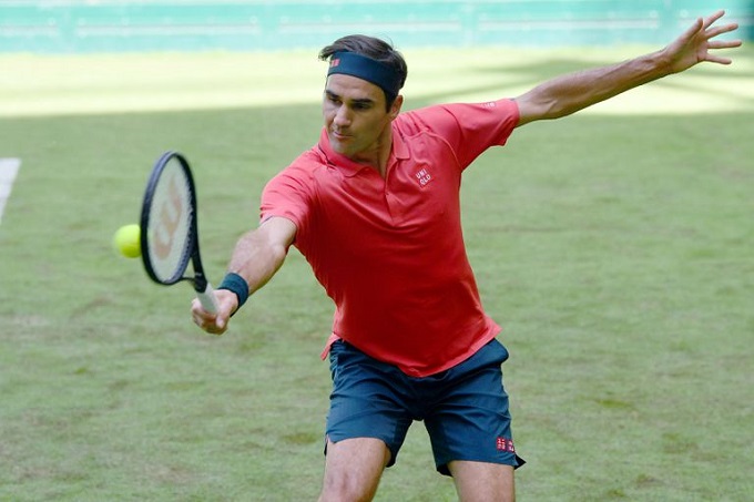 Roger Federer tuvo un regreso triunfal al circuito  de hierba