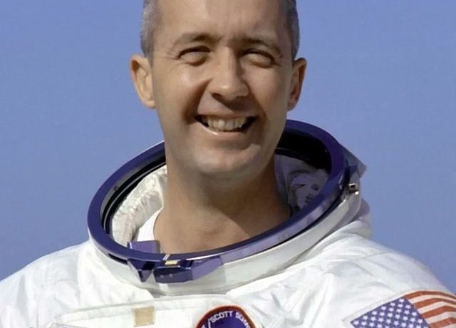 El astronauta James McDivitt falleció a los 93 años