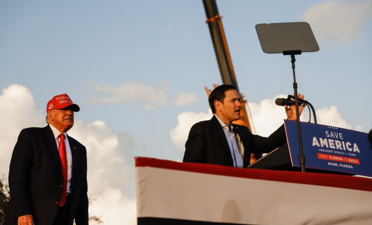 Marco Rubio instó a la población a votar en las elecciones de mañana