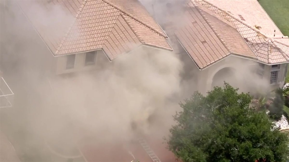 Incendio acabó con una casa en Miramar