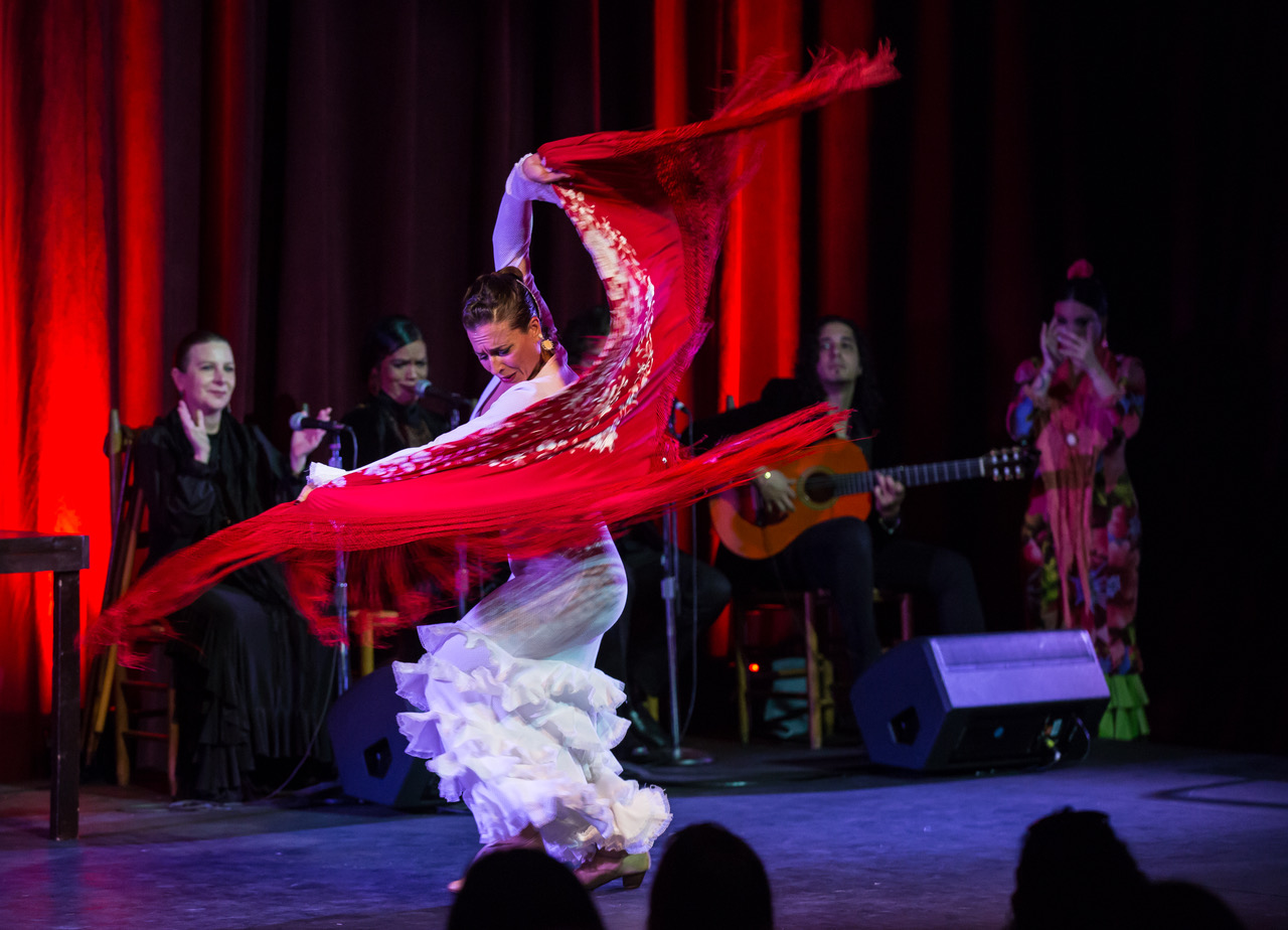 Ballet Flamenco La Rosa presenta Callejón Flamenco en The Main Street Playhouse