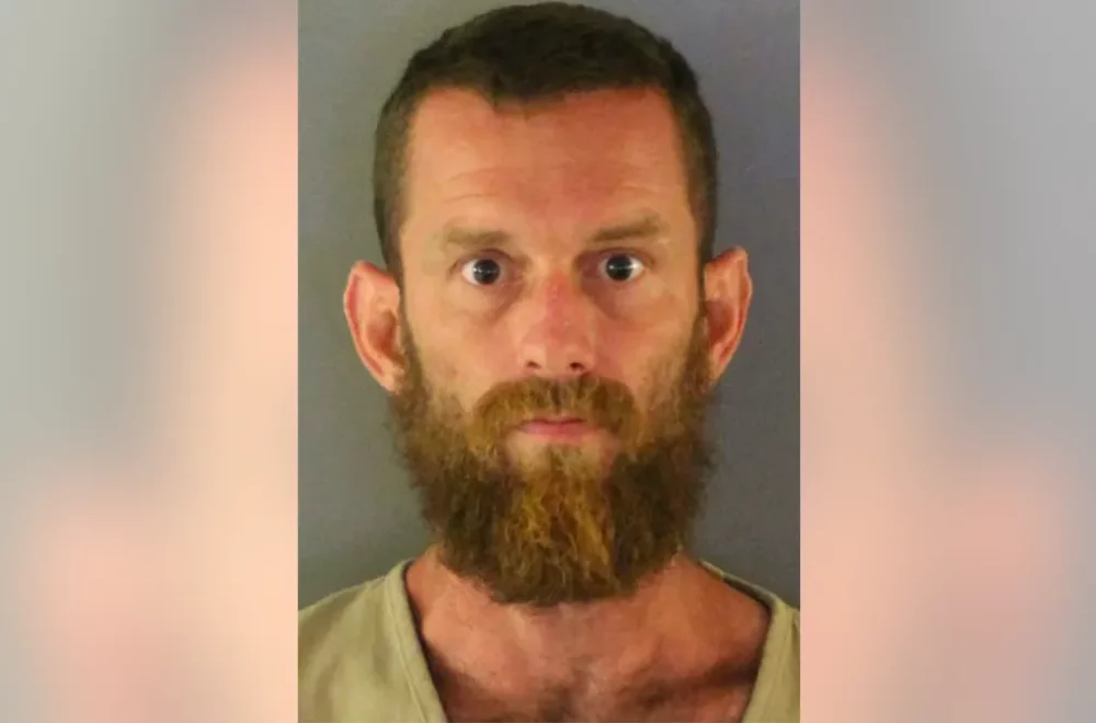 Hombre de Tampa convivió con el cadáver de su madre por varios días