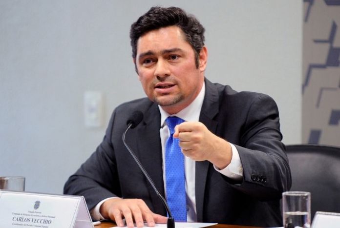 Carlos Vecchio: “Es lamentable que vínculos de Maduro con el terrorismo afecten al país”