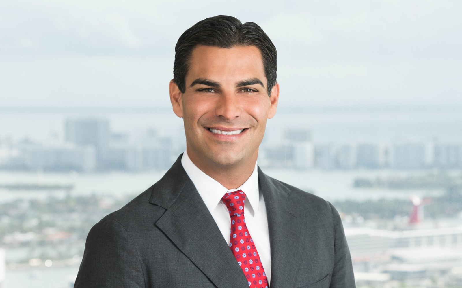 Alex Días de la Portilla es la apuesta del alcalde de Miami a la Comisión municipal