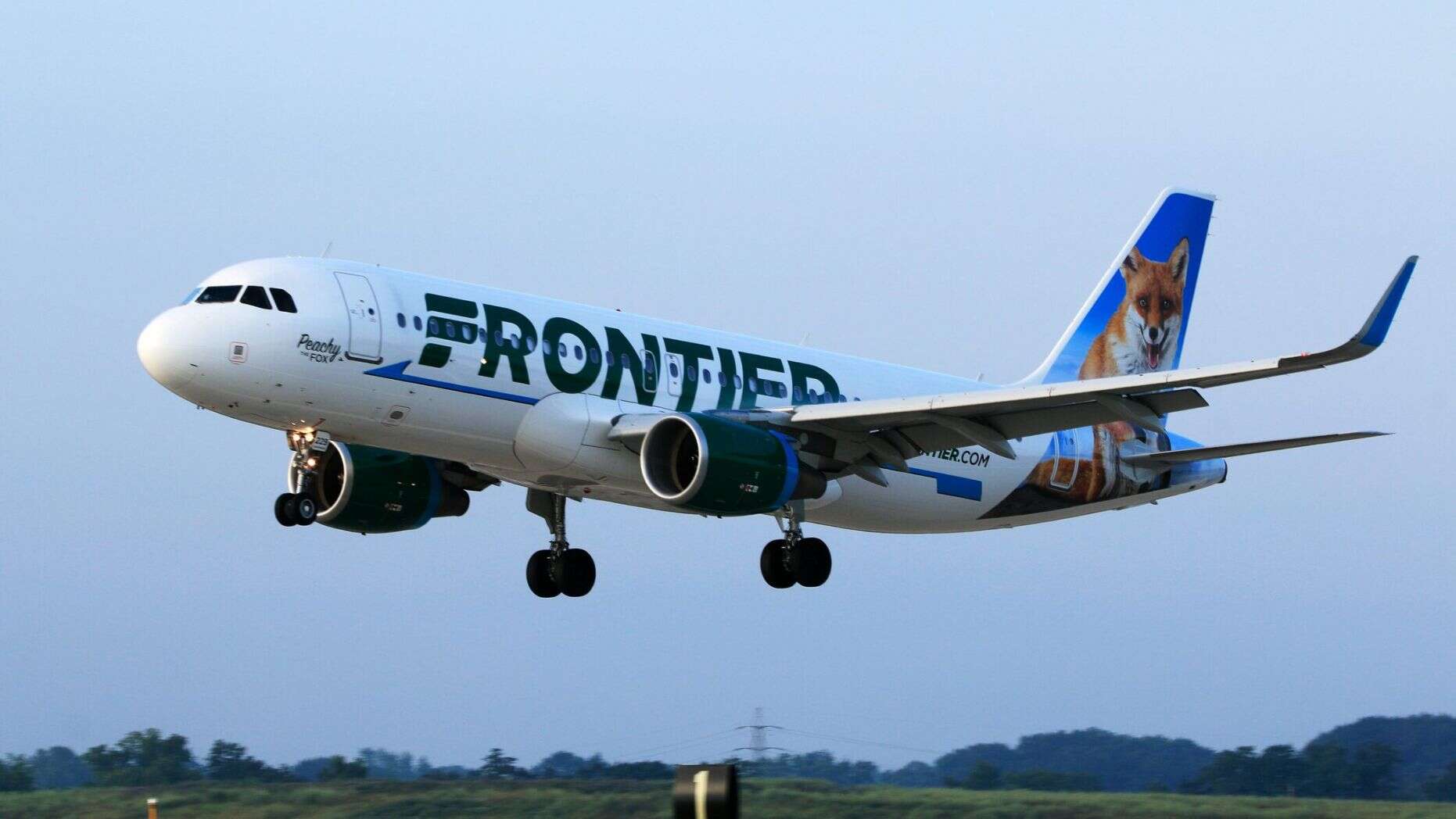 ¡Disfruta de viajes gratis! Frontier Airlines te lleva a Orlando si cumples con este requisito