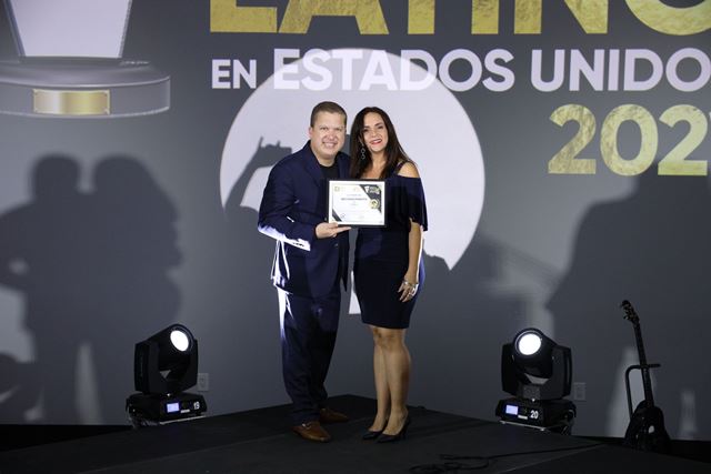 Premian a Miami Diario por su apoyo a emprendedores en EEUU y América Latina