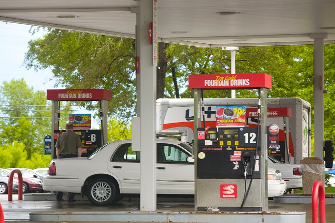 Precio de la gasolina en Florida comenzó estable