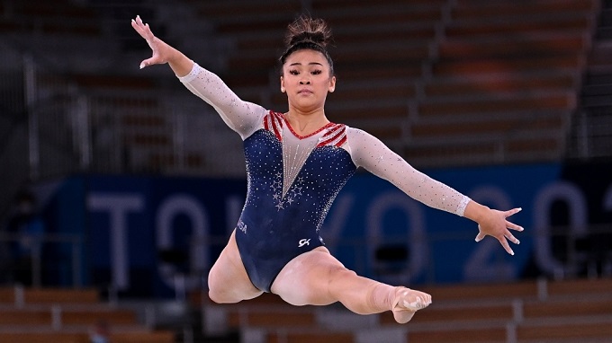 Sunisa Lee  logró el oro para Estados Unidos  en la gimnasia