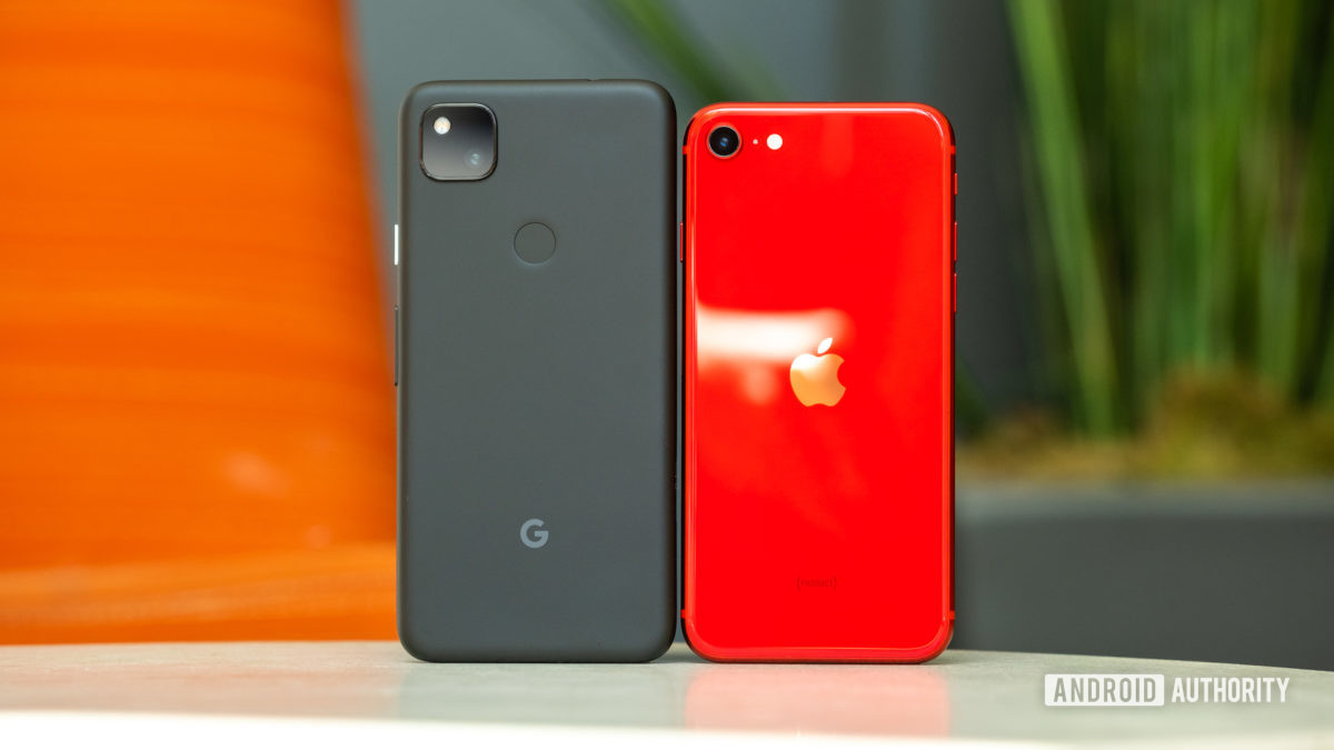 Pixel 4a vs iPhone SE: estas son las diferencias entre los modelos más asequibles de Google y Apple