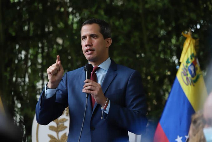 EEUU invita a Guaidó a cumbre de las democracias del mundo