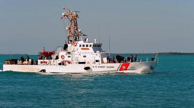 Guardia Costera  buscará  más sobrevivientes del barcos que se hundió en las costas de Florida