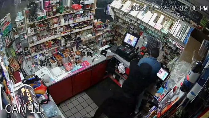 Atacan a empleado de gasolinera de Miramar (VIDEO)