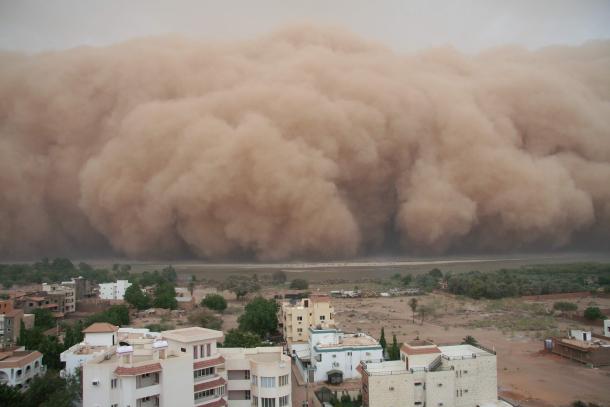 Una gigantesca nube con arena del Sahara se aproxima a Estados Unidos, como te puede afectar