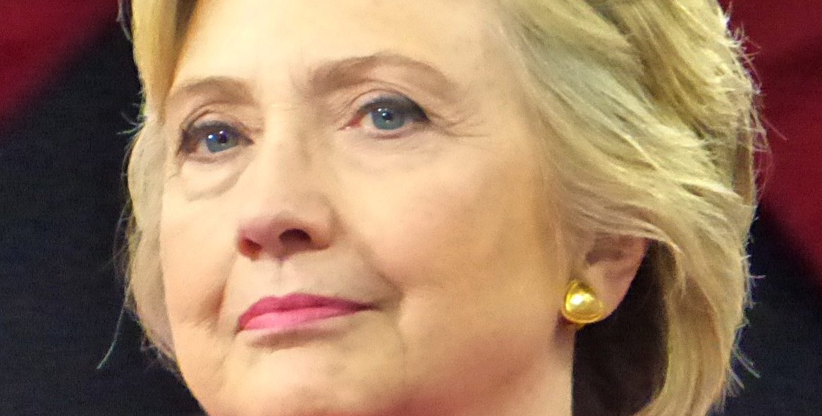 Investigación criminal contra Hillary Clinton sigue su curso