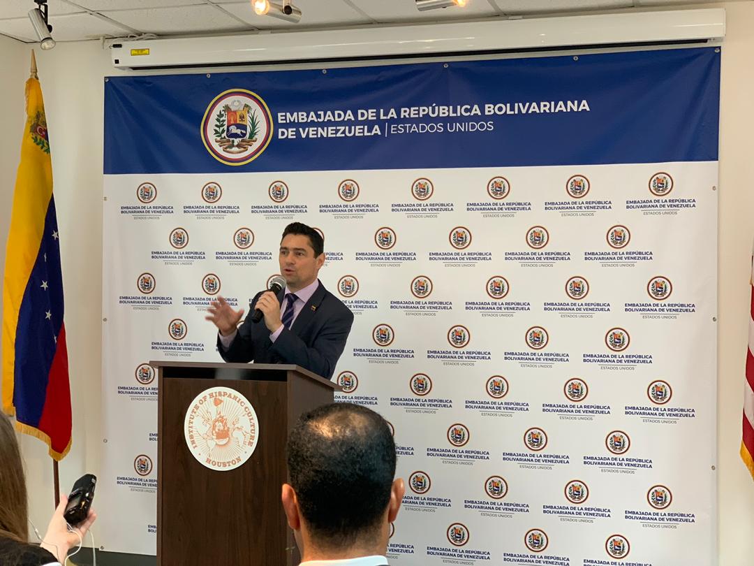 Embajador Vecchio: junto a administración del Presidente Trump trabajamos para detener sufrimiento de todos los venezolanos