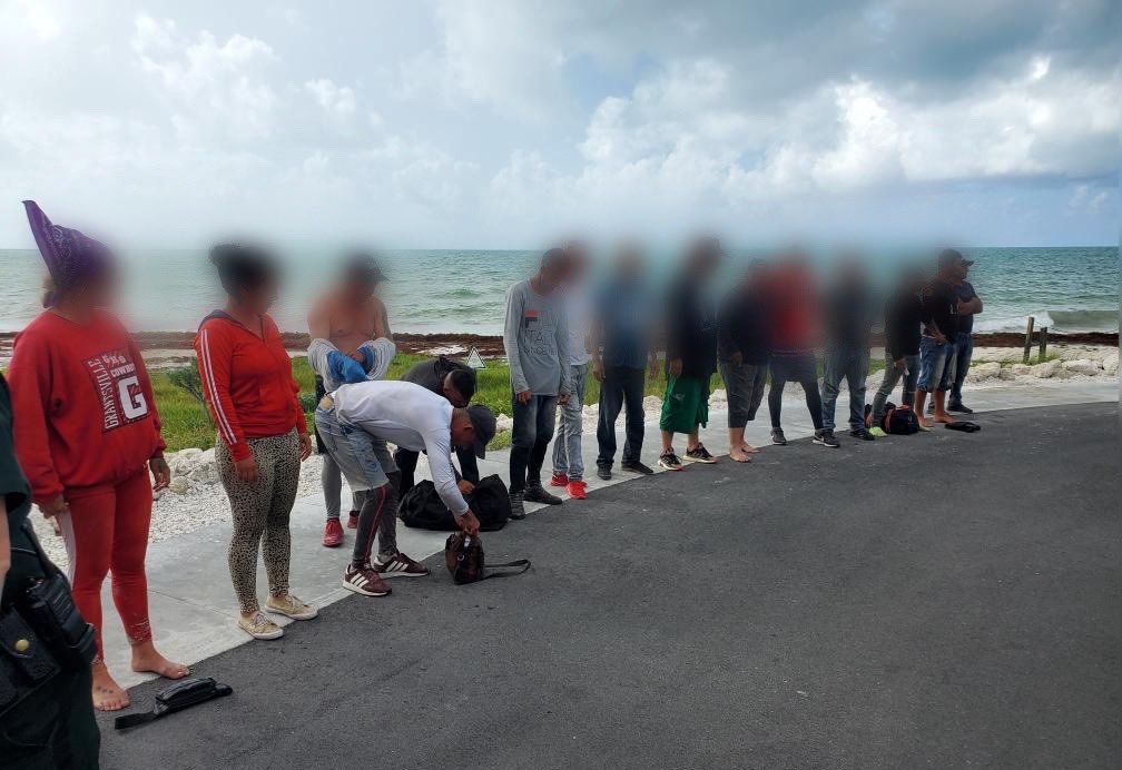 21 migrantes cubanos llegaron a los Cayos de Florida este domingo