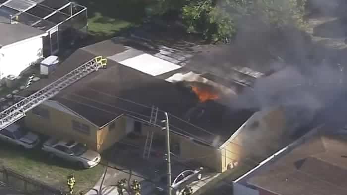 Bomberos apagan incendio de una vivienda Miami Gardens