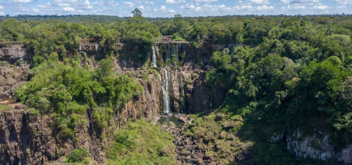 ¡Sin agua! Cataratas del Iguazú tienen su caudal más bajo en últimos 15 años (+Fotos)