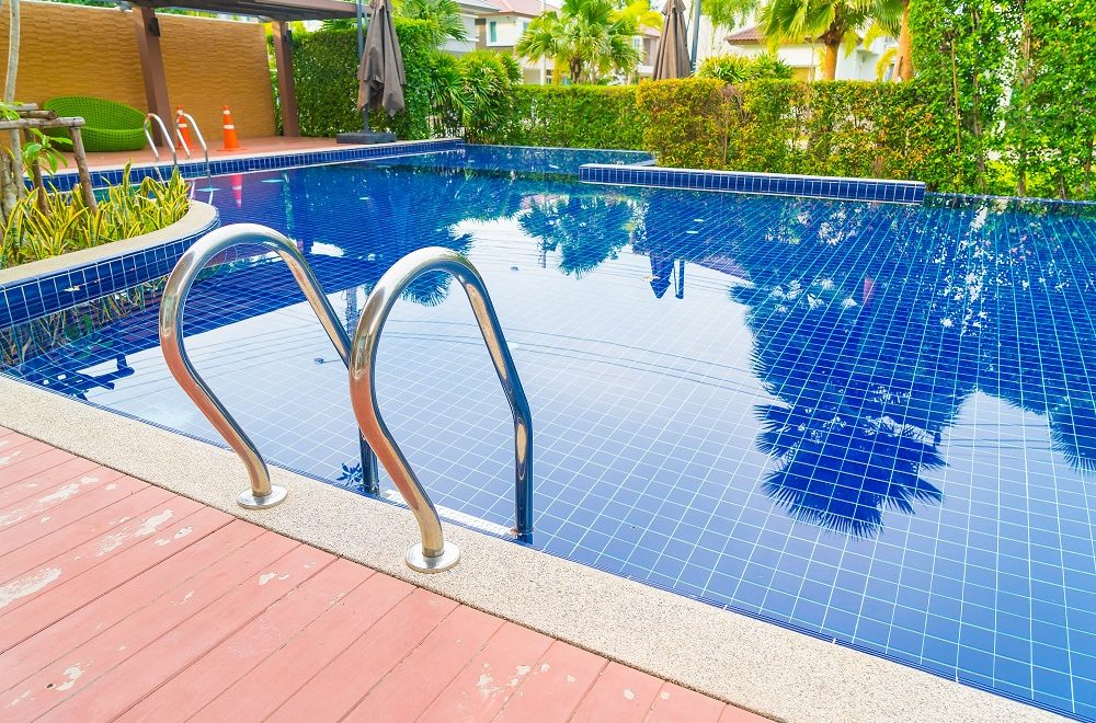 Bebé de ocho meses hallado inconsciente en piscina de Miramar 