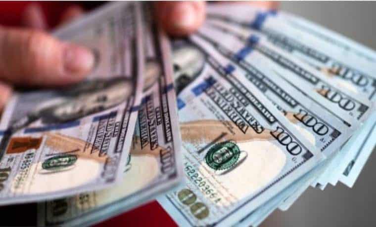 Agarra dato: IRS sugiere no pagar impuestos 2023 por adelantado