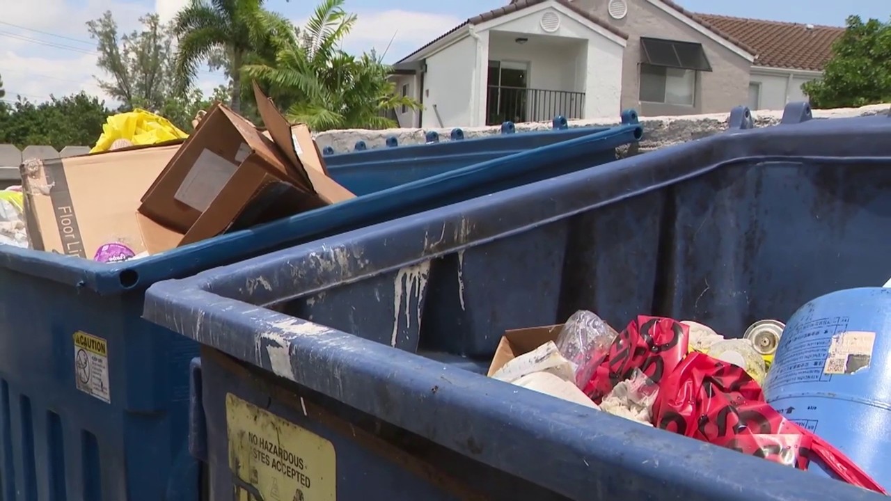Una bebe recién nacida es hallada  aún con vida en un basurero de Boca Ratón, Florida