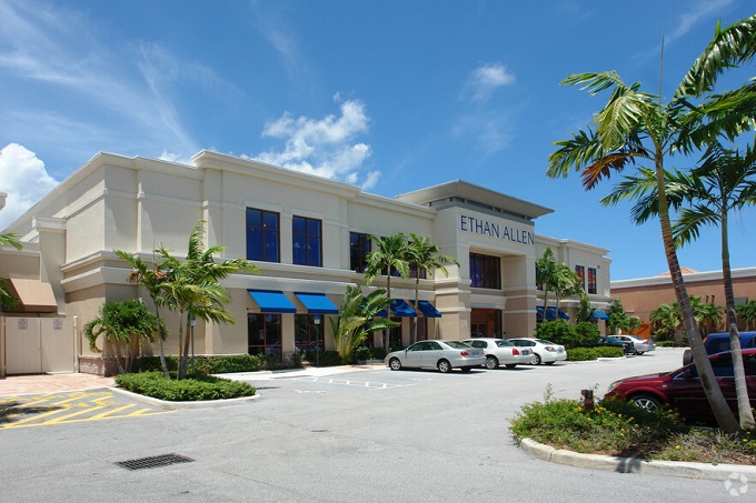 Inversionistas compraron importante centro comercial en Palm Beach
