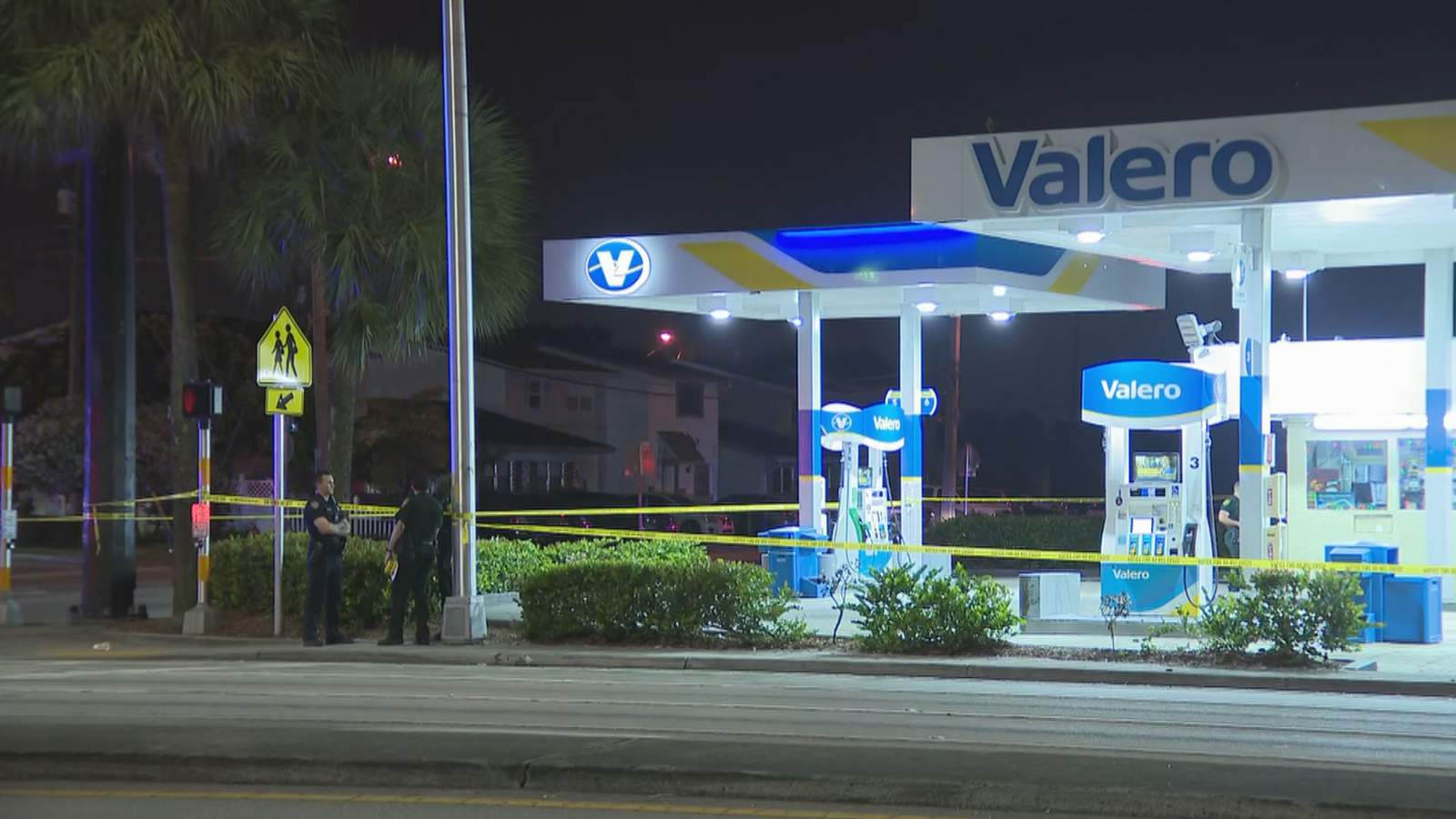 Reportan a un hombre herido tras intento de robo a mano armada en gasolinera de Sunrise